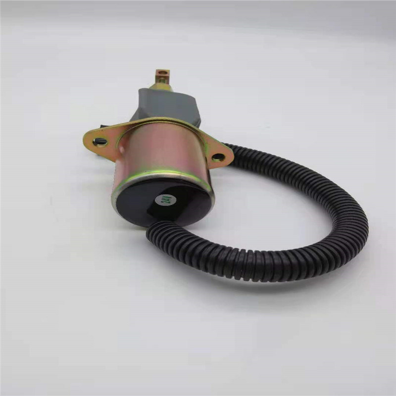 612600180175 Zawór elektromagnetyczny zatrzymania pasuje do części silnika ładowarki kołowej DOOSAN DX50 Czarna wtyczka