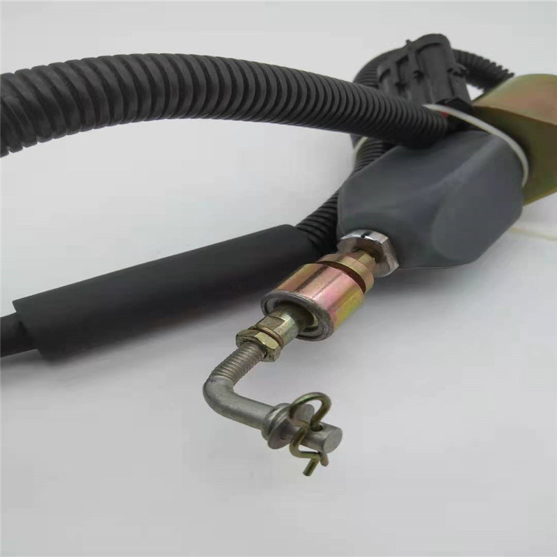 13026889 Zawór elektromagnetyczny stopu pasuje do części silnika Diesla DEUTZ 226B Czarna wtyczka 24V