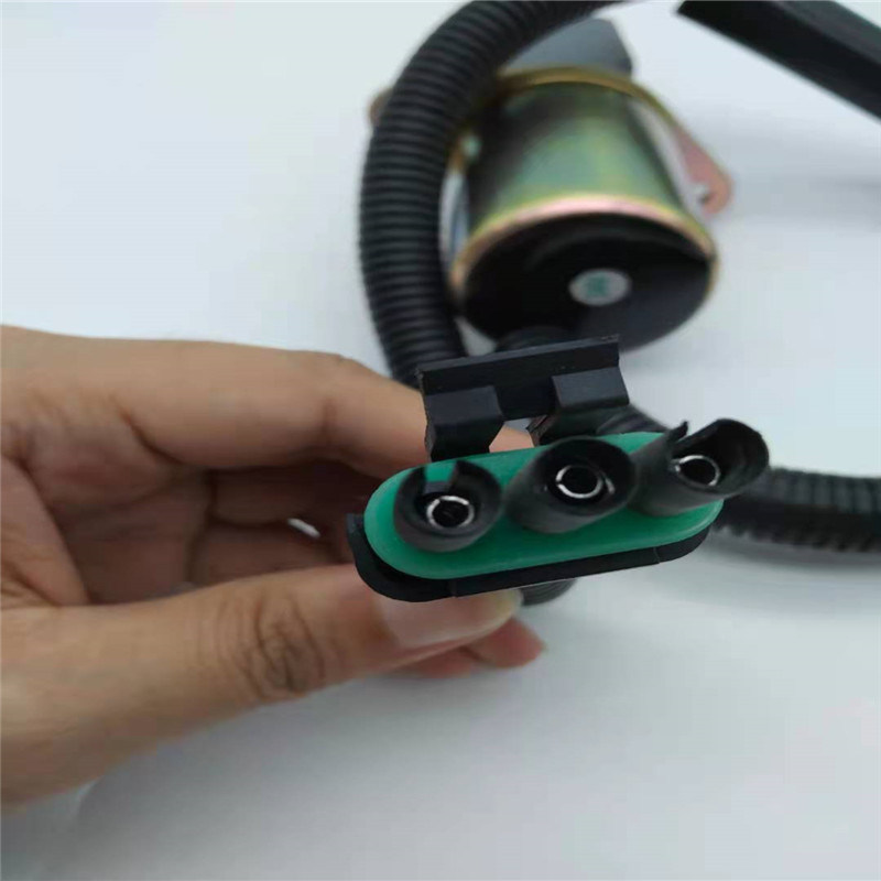 Zawór elektromagnetyczny zatrzymania 1755ES-24 RE504233 RE54747 Pasuje do silnika wysokoprężnego John Deere 24 V