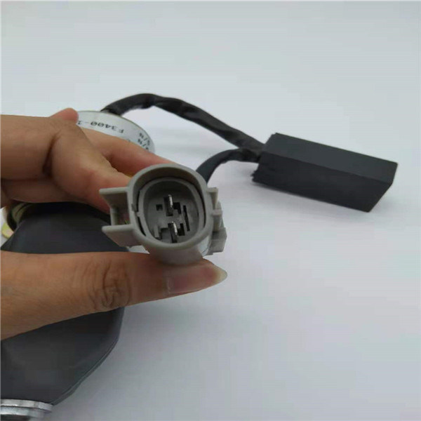 F3400-1115100A-275 Zawór elektromagnetyczny zatrzymania 12V pasuje do ciężarówki typu pickup ze złotym kubkiem YUCHAI4F90 koparka