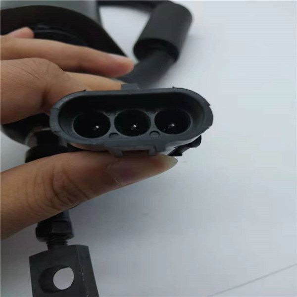 D59-105-22 + A Zawór elektromagnetyczny zatrzymania pasujący do ładowarek koparek D4114 / D6114 / D9-220 LiuGong / ShangChai