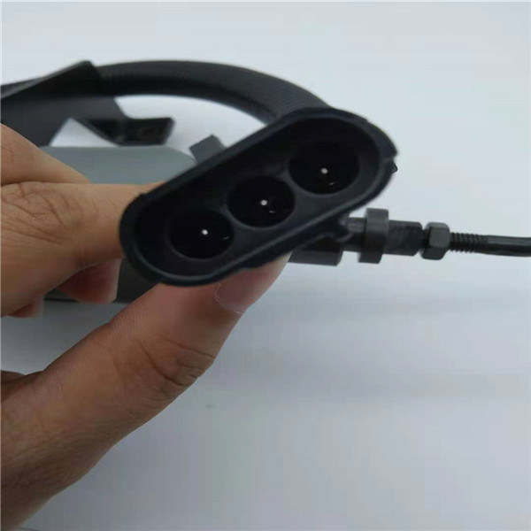 D59-105-23 + Zawór elektromagnetyczny zatrzymujący odpowiedni do części silnika koparki ShangChai D6114