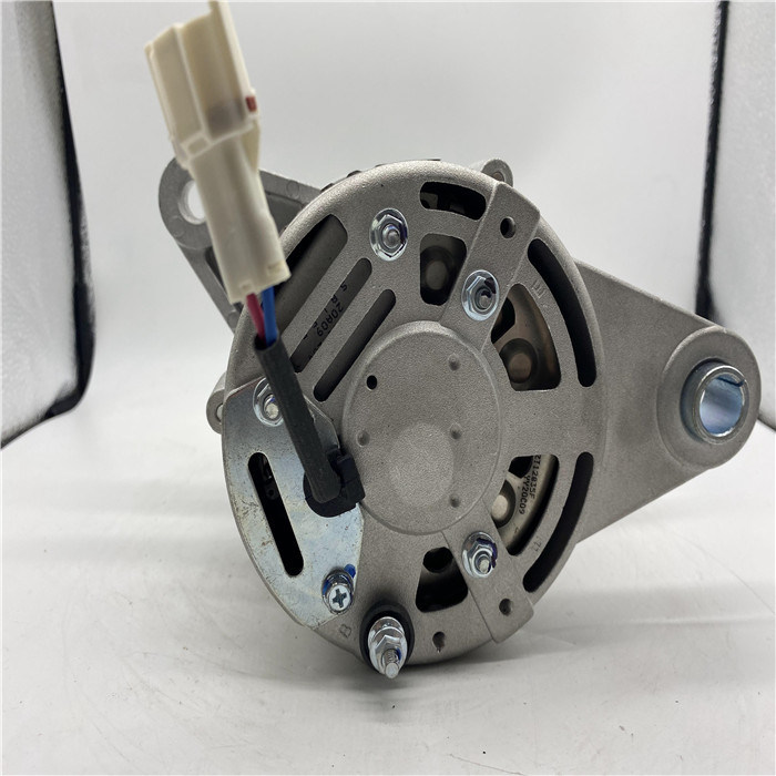 1-81200-440-2 Pasuje do 6BD1 Isuzu Alternator EX200-2 Silnik 0-33000-6552 Podwójne gniazdo zasilania