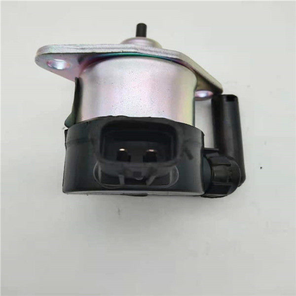 1C010-60015 Krótki zawór elektromagnetyczny zatrzymujący igłę pasuje do części do harwestera / koparki Kubota