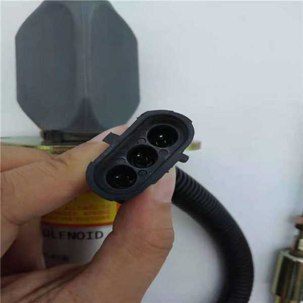 3935458 Zawór elektromagnetyczny zatrzymania pasujący do silnika wysokoprężnego 5.9L 8.3L 4BT 6BT 12V