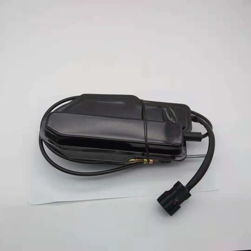 600-815-7650 Pasuje do zaworu elektromagnetycznego zatrzymania silnika ładowarki kołowej Komatsu W380 WR09-246 WA470-3