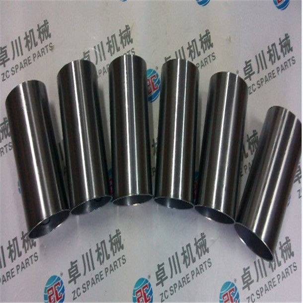 1-1261-250-0 Tuleje cylindrów silnika Pasują do tulei cylindra koparki 6JB1