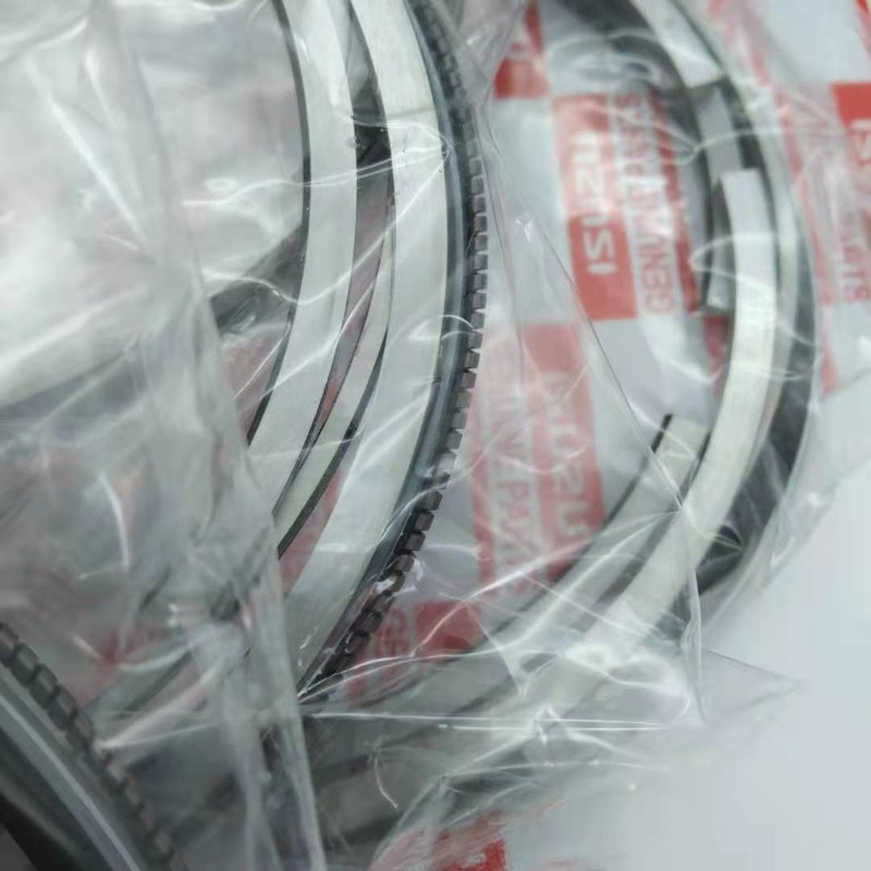 8-98017166-0 Zestaw pierścieni tłokowych Pasuje do ZX330-3 ZX240-3 Koparka 4HK1 6HK1 Silnik Diesla