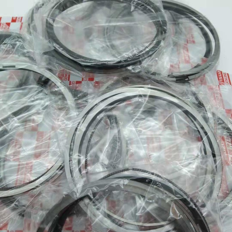 8-98017166-0 Zestaw pierścieni tłokowych Pasuje do ZX330-3 ZX240-3 Koparka 4HK1 6HK1 Silnik Diesla