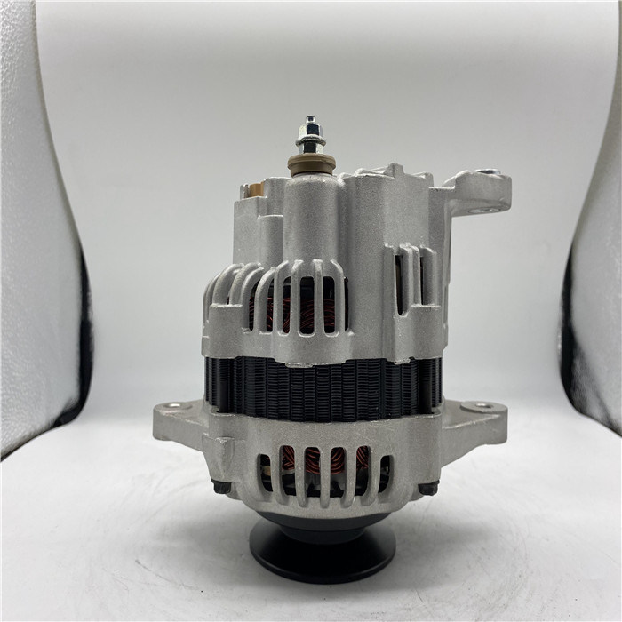 8-97182289-2 A2TA8383 Alternator samochodowy Diesel 4JG1 Części silnika 24V 45A Hitachi Zax70